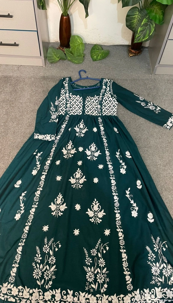 Frock Soft Lawn Chikankar Frock Soft Lawn Chikankar